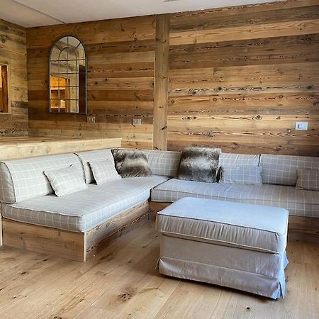 Incantevole Appartamento Stile Chalet Breuil Cervinia Экстерьер фото