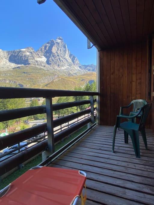 Incantevole Appartamento Stile Chalet Breuil Cervinia Экстерьер фото