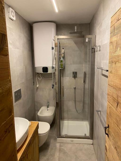 Incantevole Appartamento Stile Chalet Breuil Cervinia Экстерьер фото