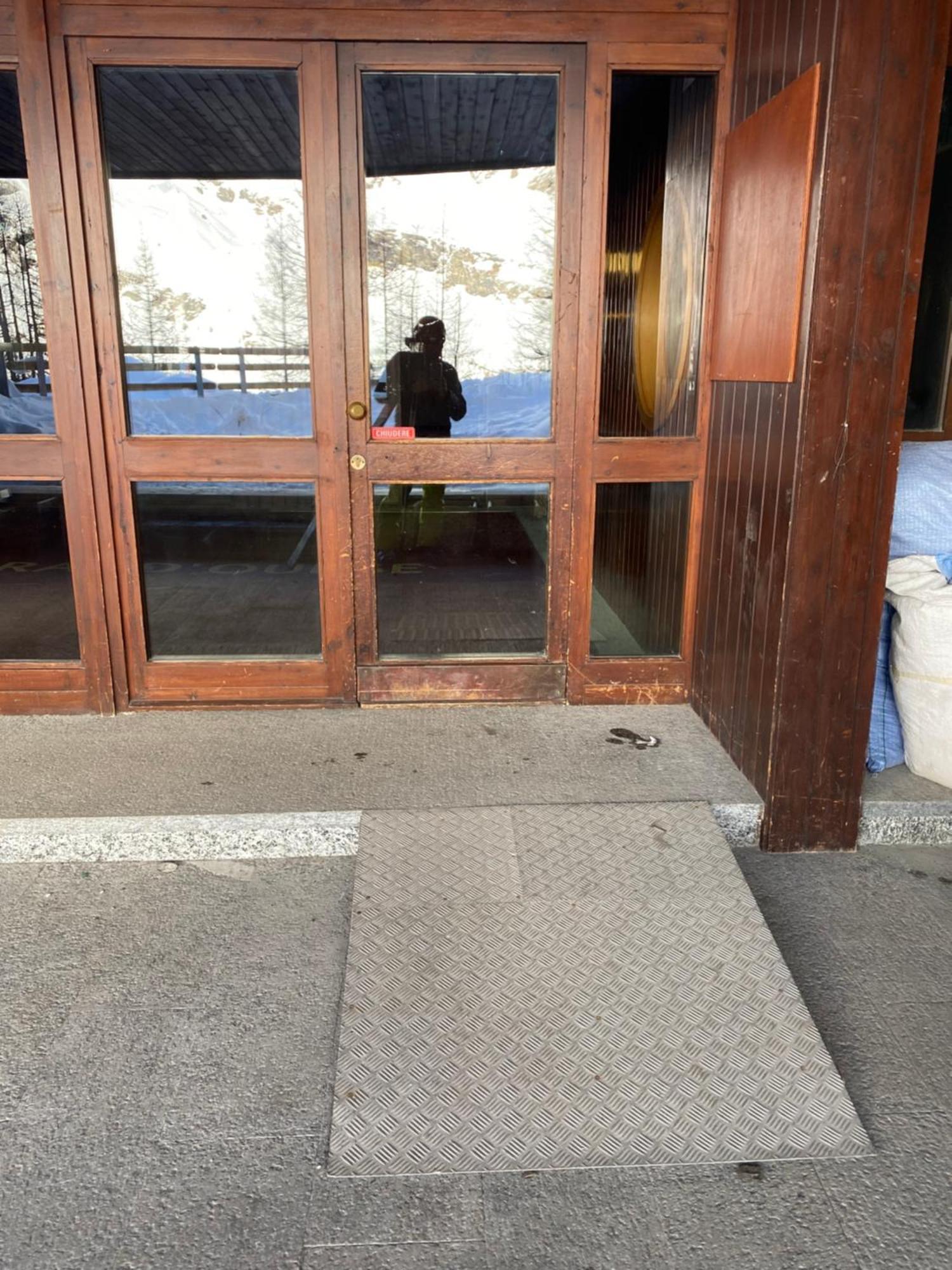 Incantevole Appartamento Stile Chalet Breuil Cervinia Экстерьер фото